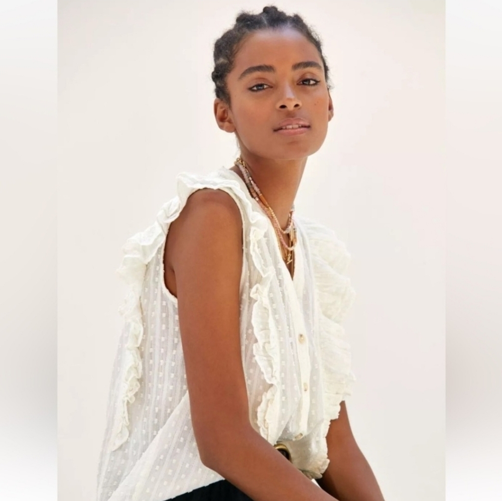 Pilcro White Sleeveless Ruffled Eyelet Button-Front Blouse - Picture 6 of 10